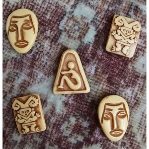 5 Vintage Celluloid or Plastic Cream with Brown Buttons